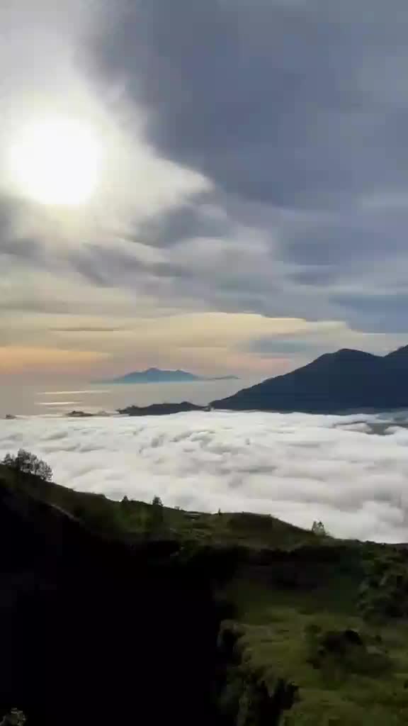 Selamat pagi dari Gunung Batur