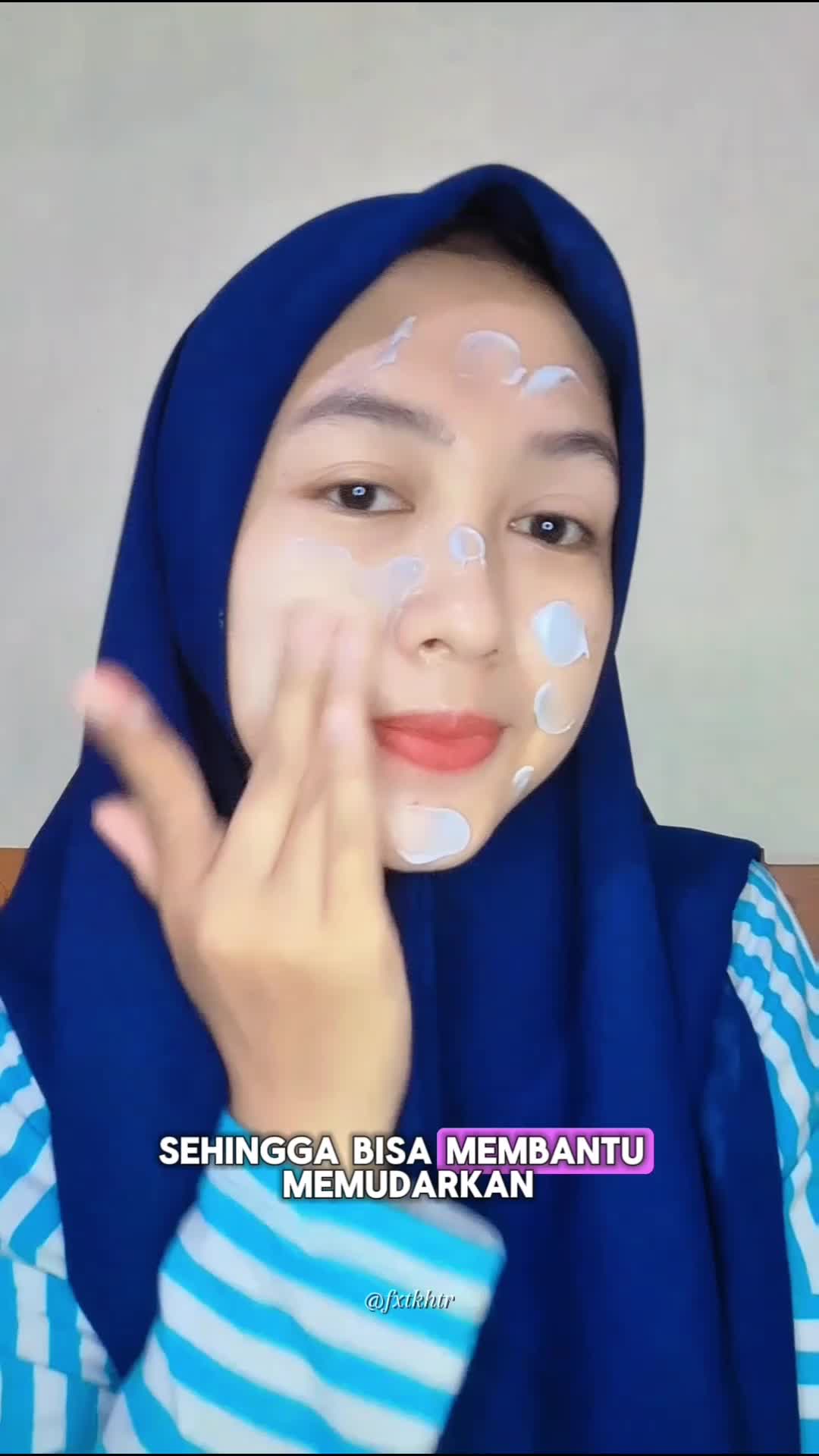 malam hari perlu juga untuk pake moisturizer ya biar bangun tidur kulit glowing #moisturizer #viral 