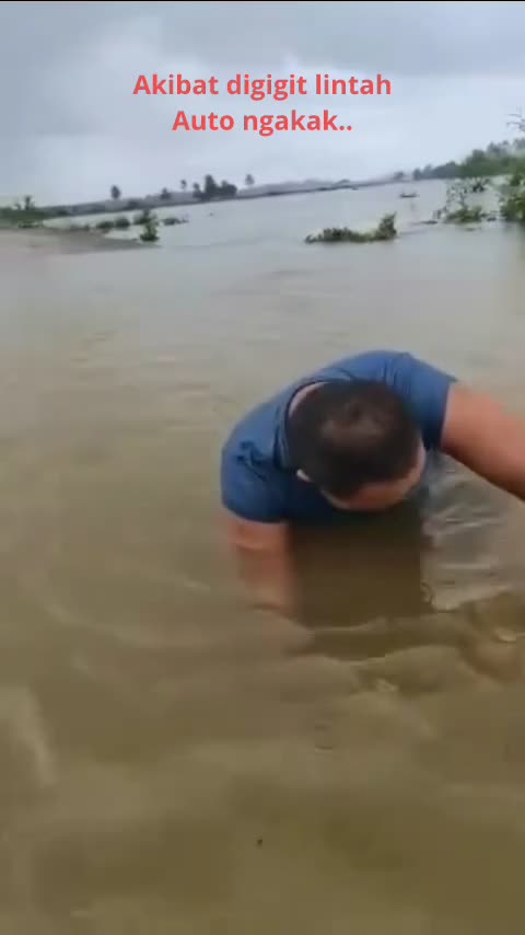 Auto Bikin Ngakak

 #videolucu #videokocak #anaklucu 