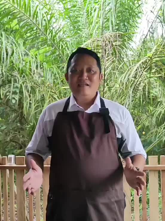 Ayam Bawang Madu (Hendra Wijaya alias Entaw)