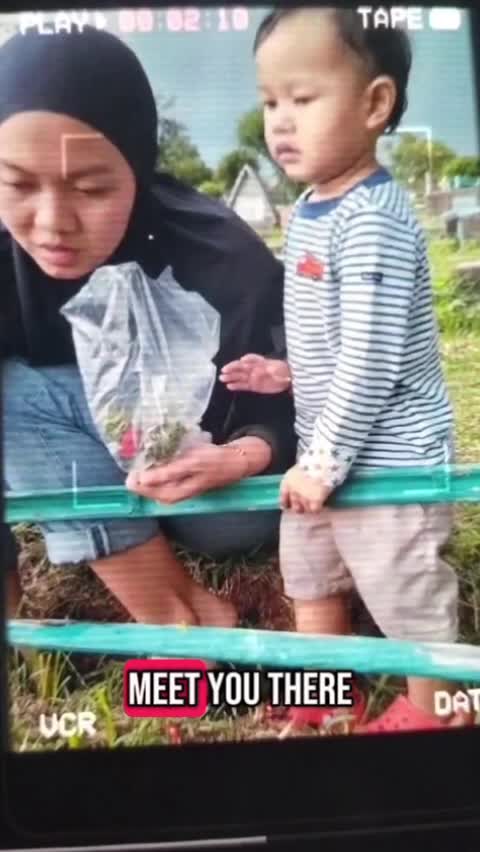 makam mamah nya ayah💕
#minivlog  #entertainment  #musicvideos  #dukungsaya  #Viral 