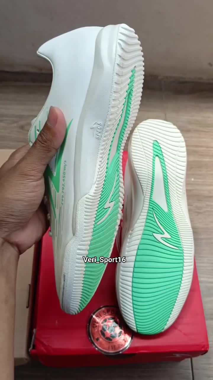 DISKON SEPATU FUTSAL ORIGINAL.
SPECS LIGHTSPEED REBORN IN.
Rp.599.800 JADI Rp.575.000.
BANYAK PEMAIN TIMNAS PAKAI.

VERI SPORT ORIGINAL GAK 