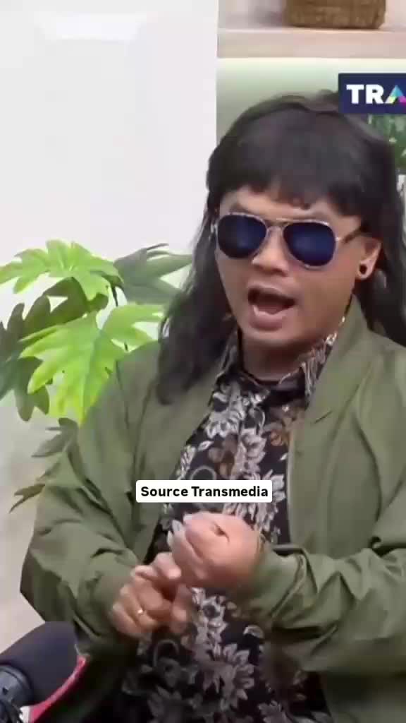 UMROH SENDIRI AJA?
 #comedy  #layarkomedi 
