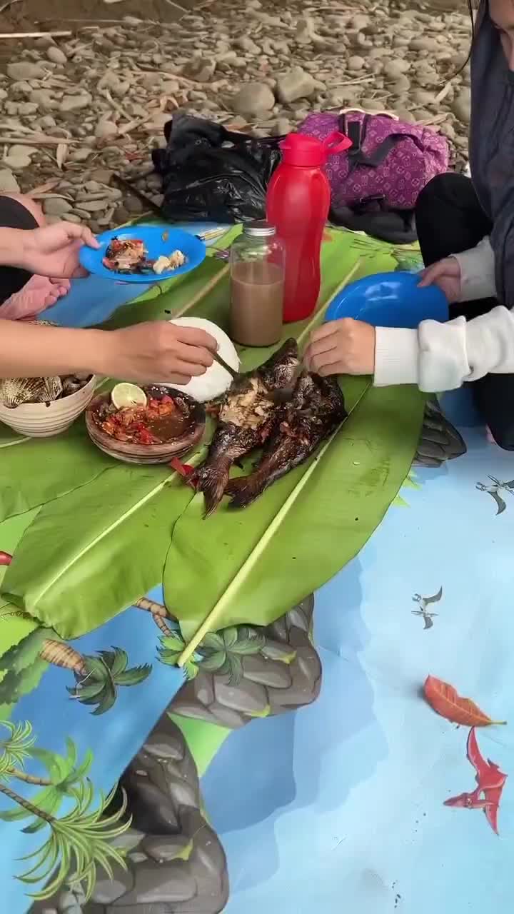 Mukbang Makan Besar
#Food #Videomasakan #videomakanan #Like #Follow #videolucu #Mukbang #Mukbangmakanbesar #Viral #videoviral #Fyp #lucu #ng