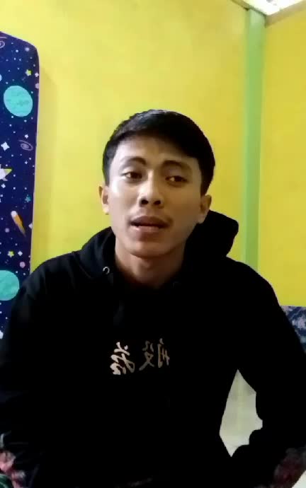 KDI 2024 Nama: RISNAWAN Asal Daerah : CIAMIS Umur:20tahun Judul lagu : tajmnya karang hashtag#OnlineAuditionKDI2024