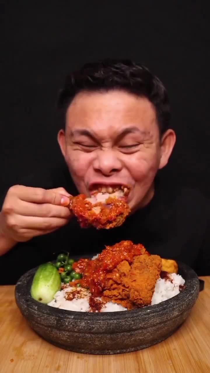 Mukbang Makan Besar
#Food #Videomasakan #videomakanan #Like #Follow #videolucu #Mukbang #Mukbangmakanbesar #Viral #videoviral #Fyp #lucu #ng