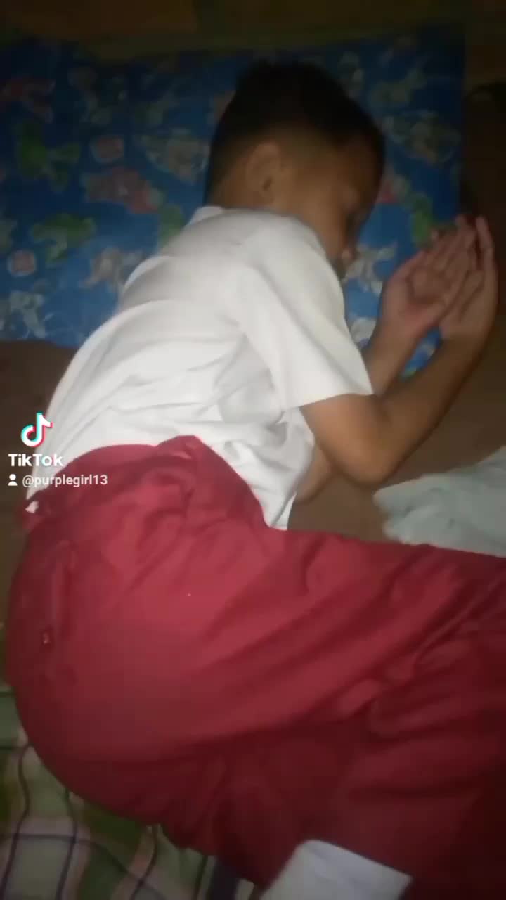 Istirahat sekolah, jajan ❎
Istirahat sekolah, pulang langsung tidur ✅
