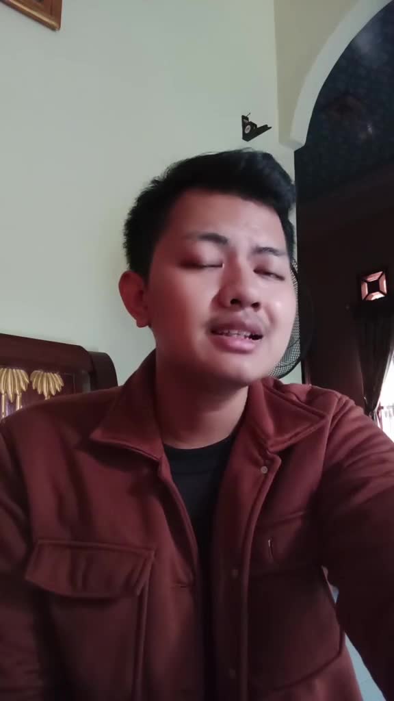 IDOL_XIII FERNANDA CHARIWINATA 26 TAHUN PALEMBANG BIRDS OF A FEATHER - BILLIE EILISH