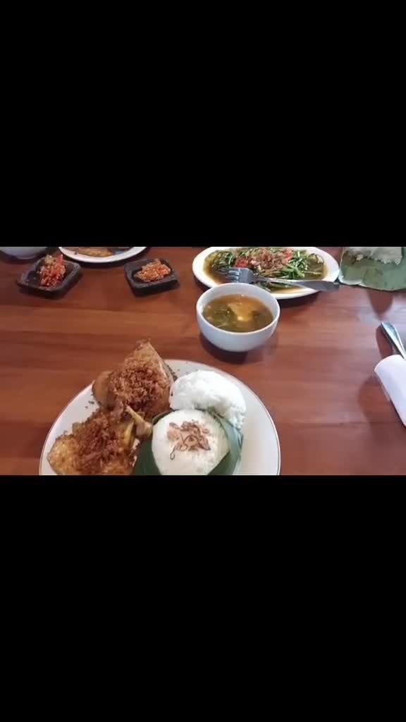 makan siang bersama keluarga #fyp #kuliner #familytime #Viral 
