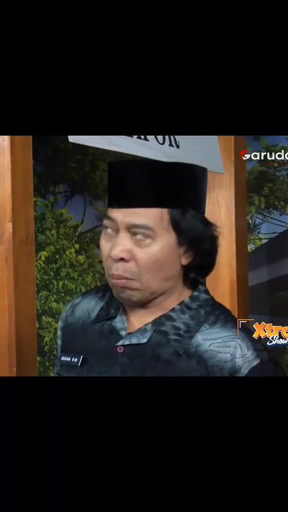 pak Jarwo gak kuat liat cewek sexy