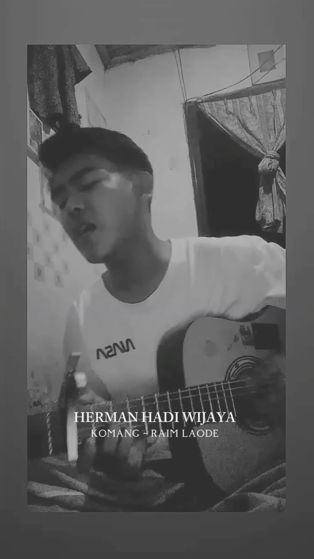 IDOL_XIV HERMAN HADI  WIJAYA 22 TAHUN LOMBOK TIMUR ~ KOMANG ; RAIM LAODE #INDONESIAN_IDOL #ONLINE_AUDITION