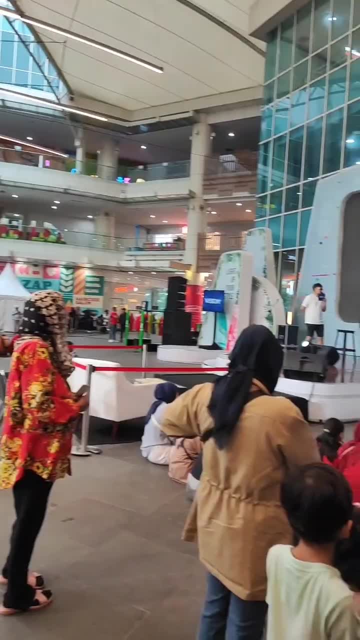 nobar indonesia vs vietnam

#supershowsport #nobartimnasRCTIPLUS