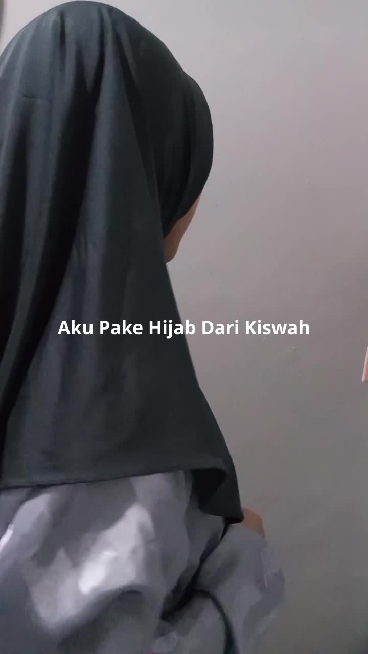 Aku Pake Hijab Dari Kiswah