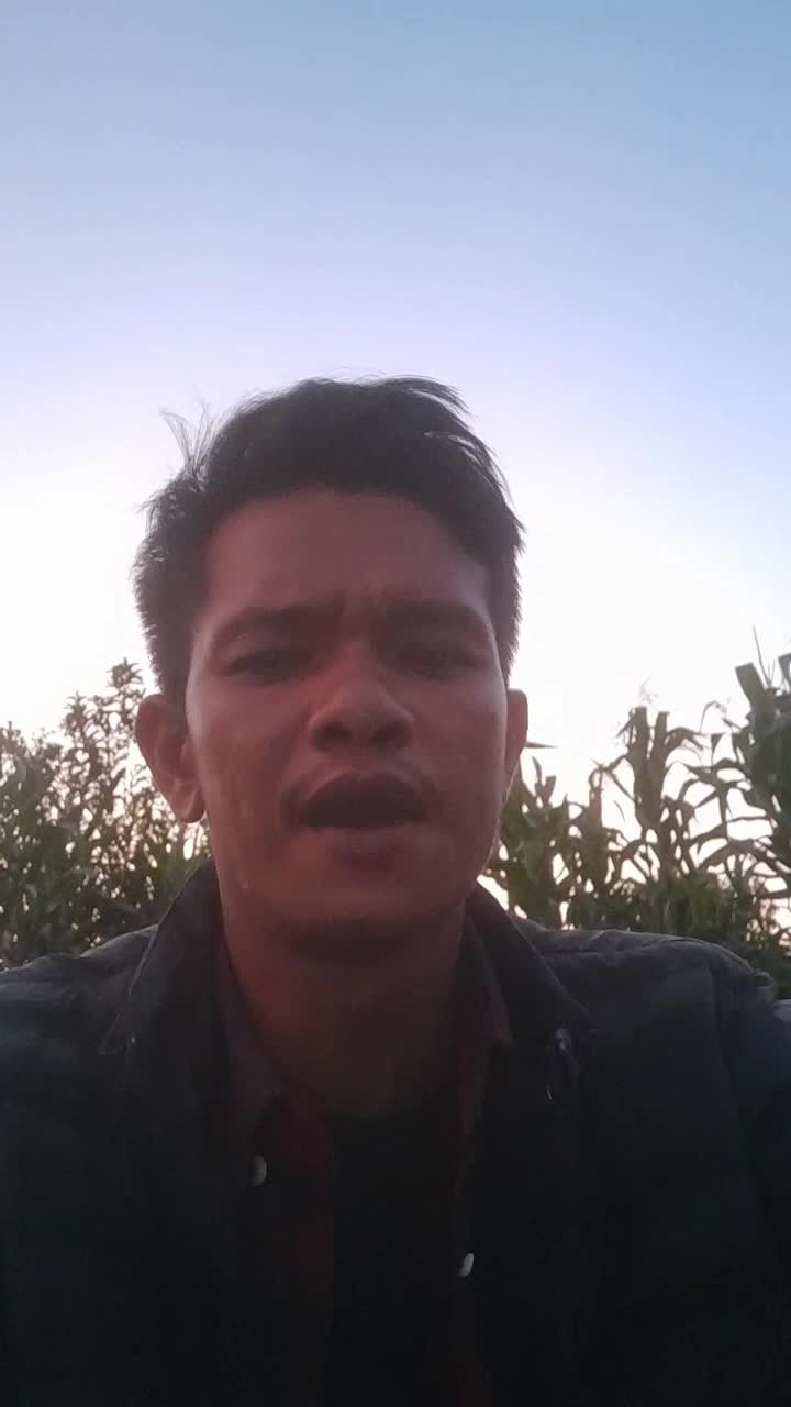 nama saya:hendry sanjaya barus(asal kota medan)