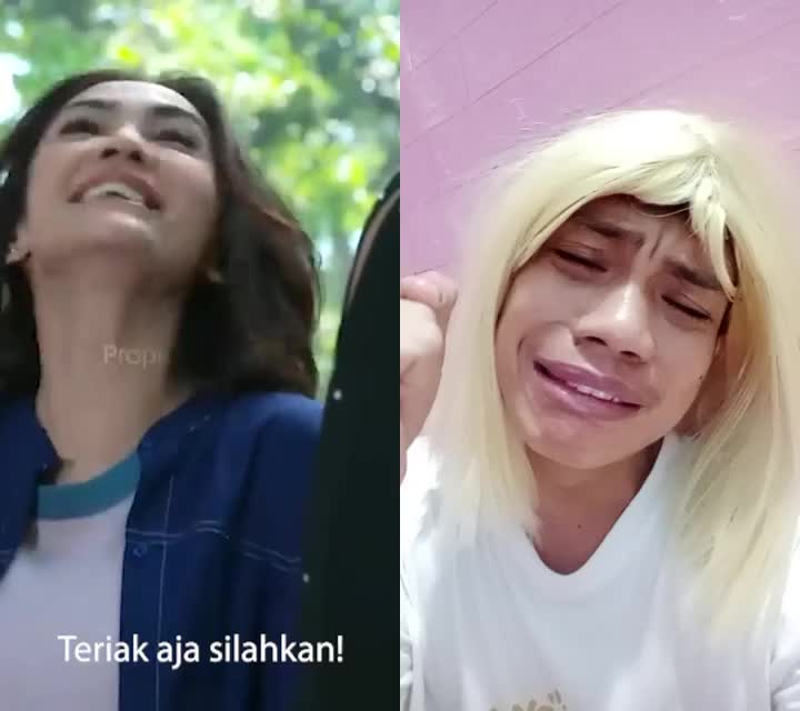 ulala ekspresinya kayak org kelaparan