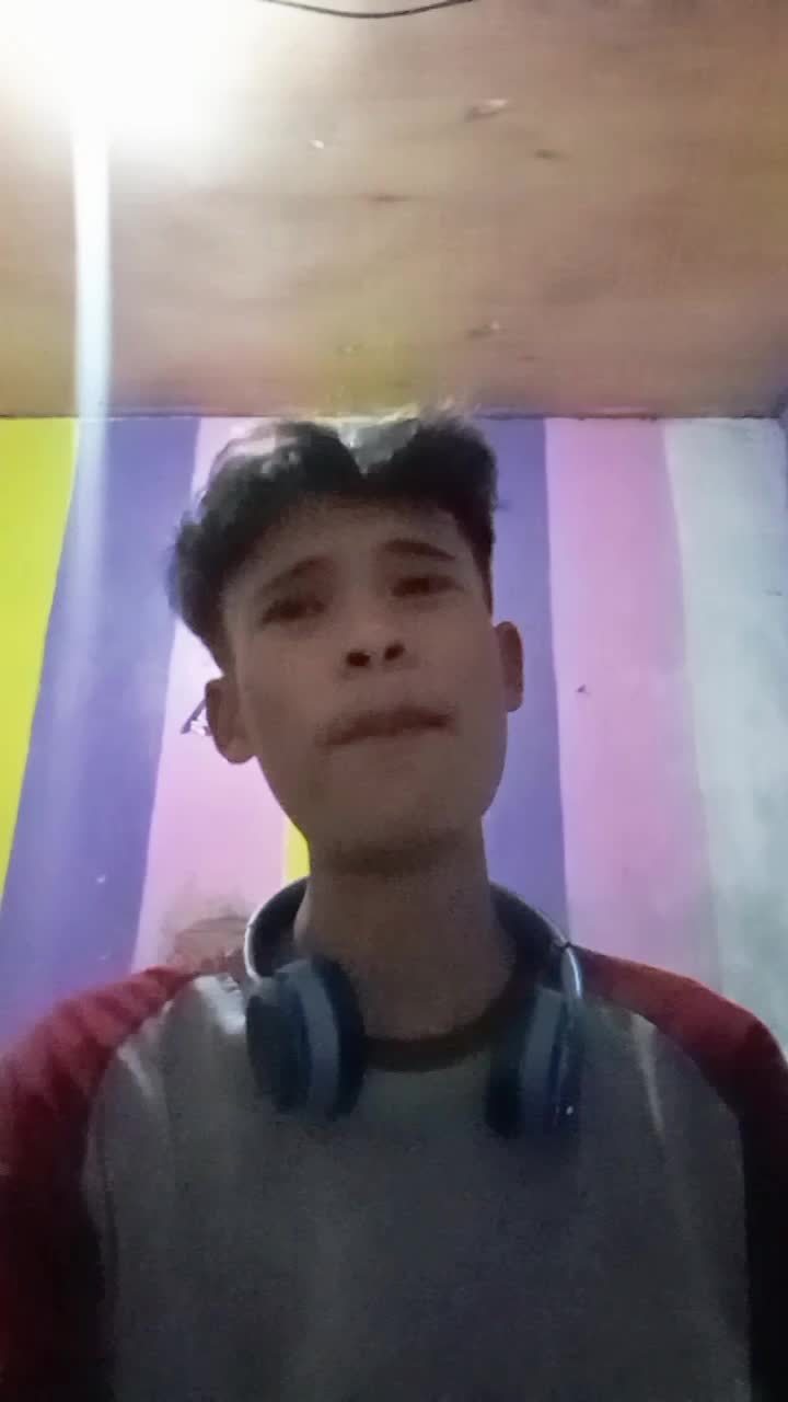 asllamuallaikum wr.wb perkelalkan saya Muhammad Anas ,Asal:bandung ,umur:23 th (WA:083133106199)Kdi2024