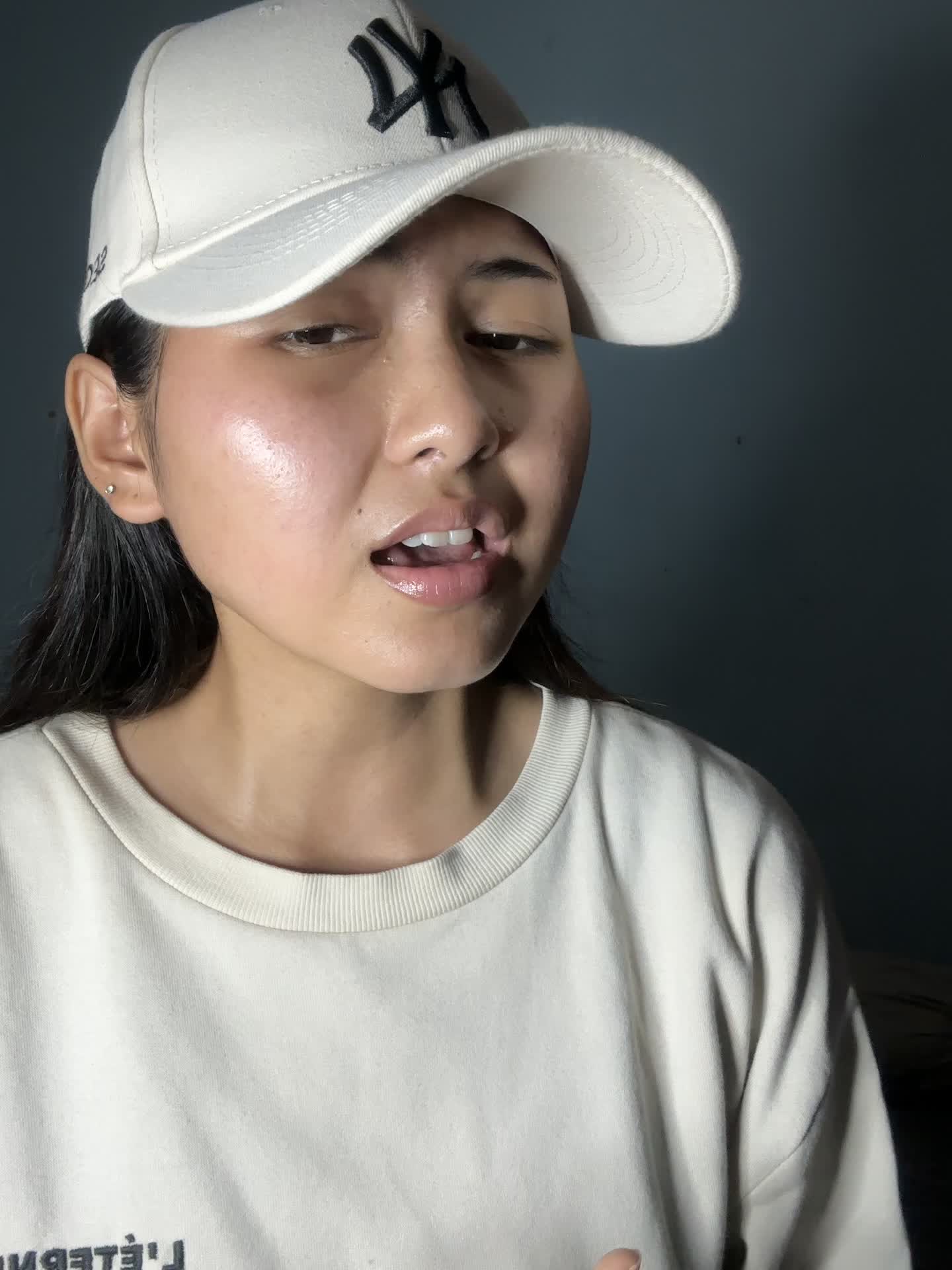 IDOL_XIII Ni Ayu Mariastuti 25th Bali Writing’s On The Wall