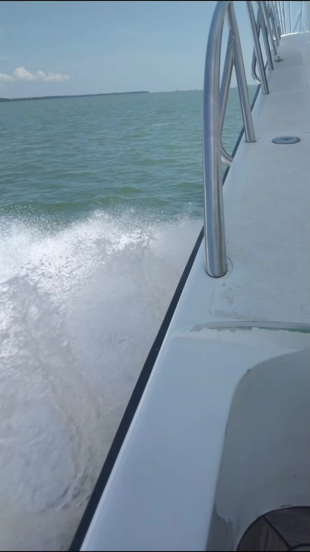 cek cek dulu bestie
semoga berkah aamiin 

#sorotan 
#pengikut
#visitkotabaru
#soutborneo
#visitsouthborneo