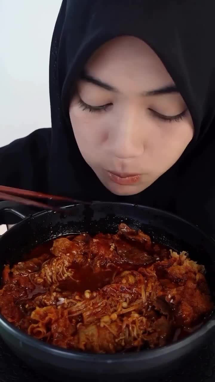 Mukbang Makan Besar
#Food #Videomasakan #videomakanan #Like #Follow #videolucu #Mukbang #Mukbangmakanbesar #Viral #videoviral #Fyp #lucu #ng