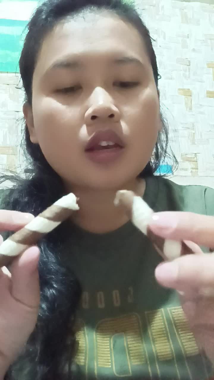 review wafer roll
 #short  #HOTrctiplus  #RCTIPlus  #fyp 