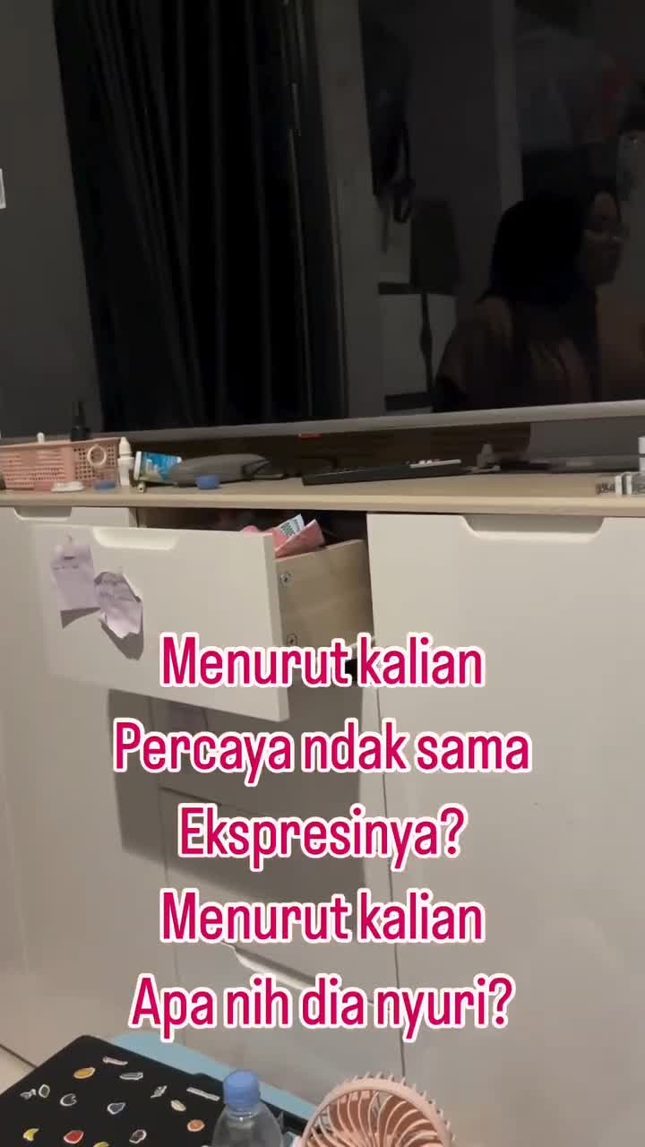Maling barang teman