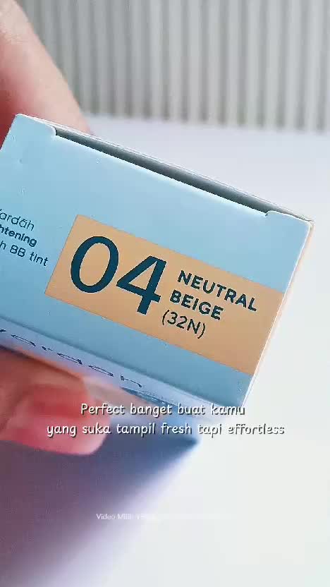 Cukup BB Tint buat tampilan glowing alami, ini beneran ringan banget 🫶🏻

🎀🍓

🎀🍓

#BBTint #SkincareMakeup #EffortlessBeauty #YourSkinButBette