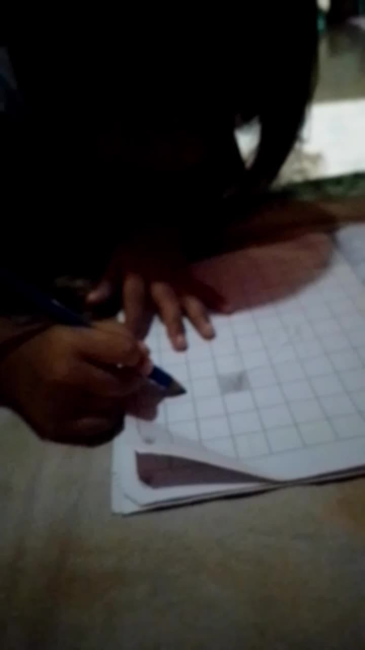 maaf ya guys videonya gelap😄
kegiatan kalau menjelang tidur yg 1 sibuk joget yg 1 sibuk belajar
#MasyaAllah tabarokallah 😍 
#kasih sayang ka