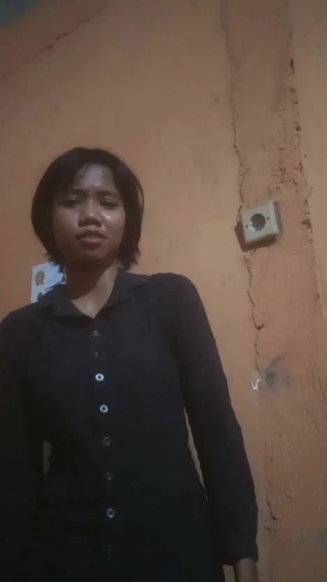 IDOL_XII SONYA KAMILA 18 TAHUN SIDOARJO