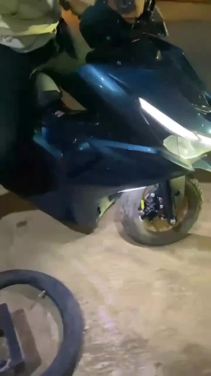 the real velg gerobak ? #ngakak 