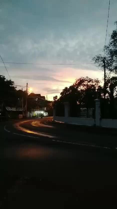 liburan di rumau saja juga asik