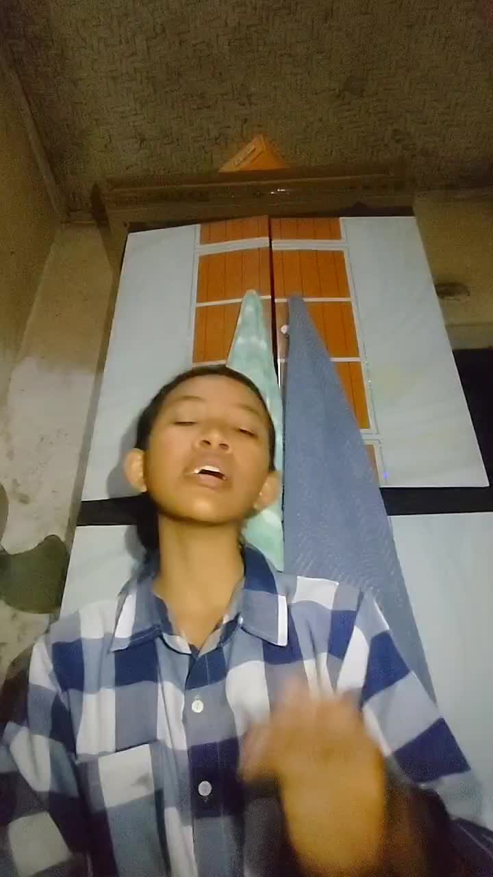 nama indah Yanti umur 18 tahun asal dari kota Cirebon Judul Lagu Secawan Madu                        Nomor WA 0895391137536 