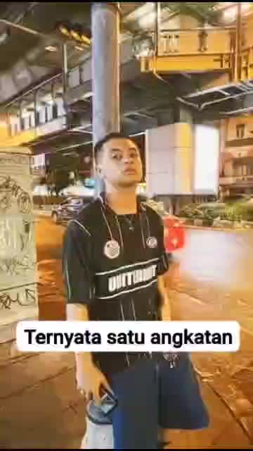 TERNYATA SATU ANGKATAN

 #videolucu
