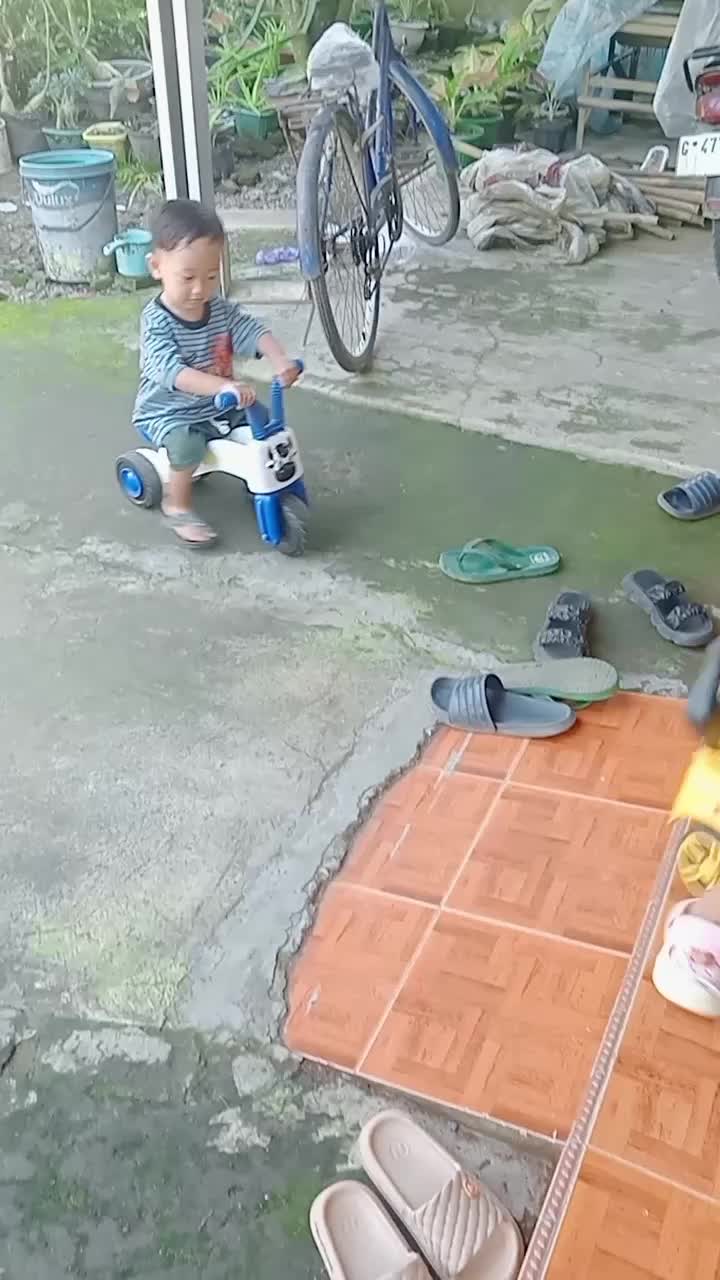 main bareng teman 
 #fyp  #fypシ  #fypシ゚viral  #viral  #trending  #mainan  #RCTIPlus  #HOTrctiplus 