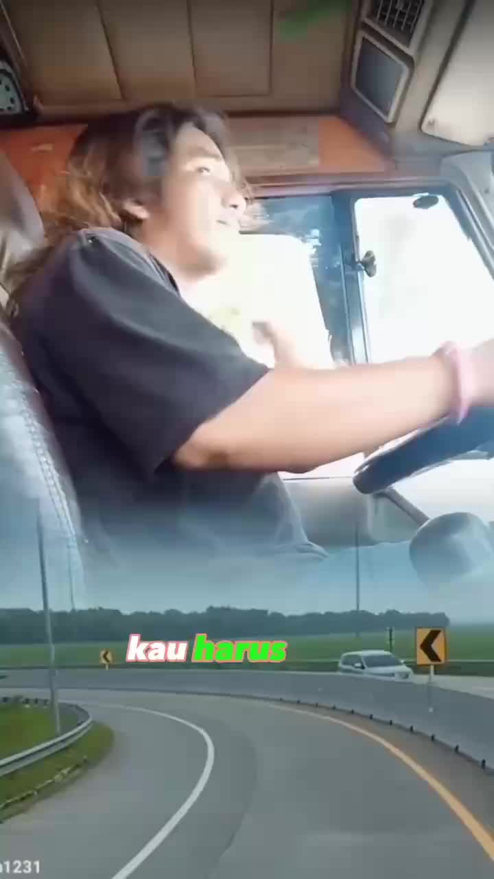 semoga kelak kau menjadi orang yang sukses dan selalu rendah hati anak -anak ku