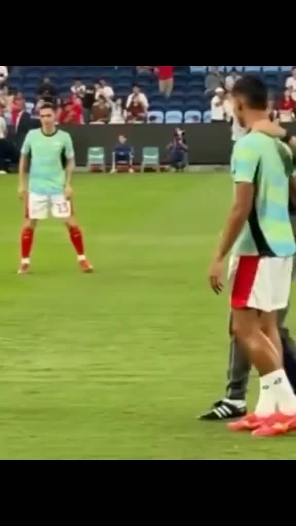 alex pastor dan rizki ridho akrab banget
