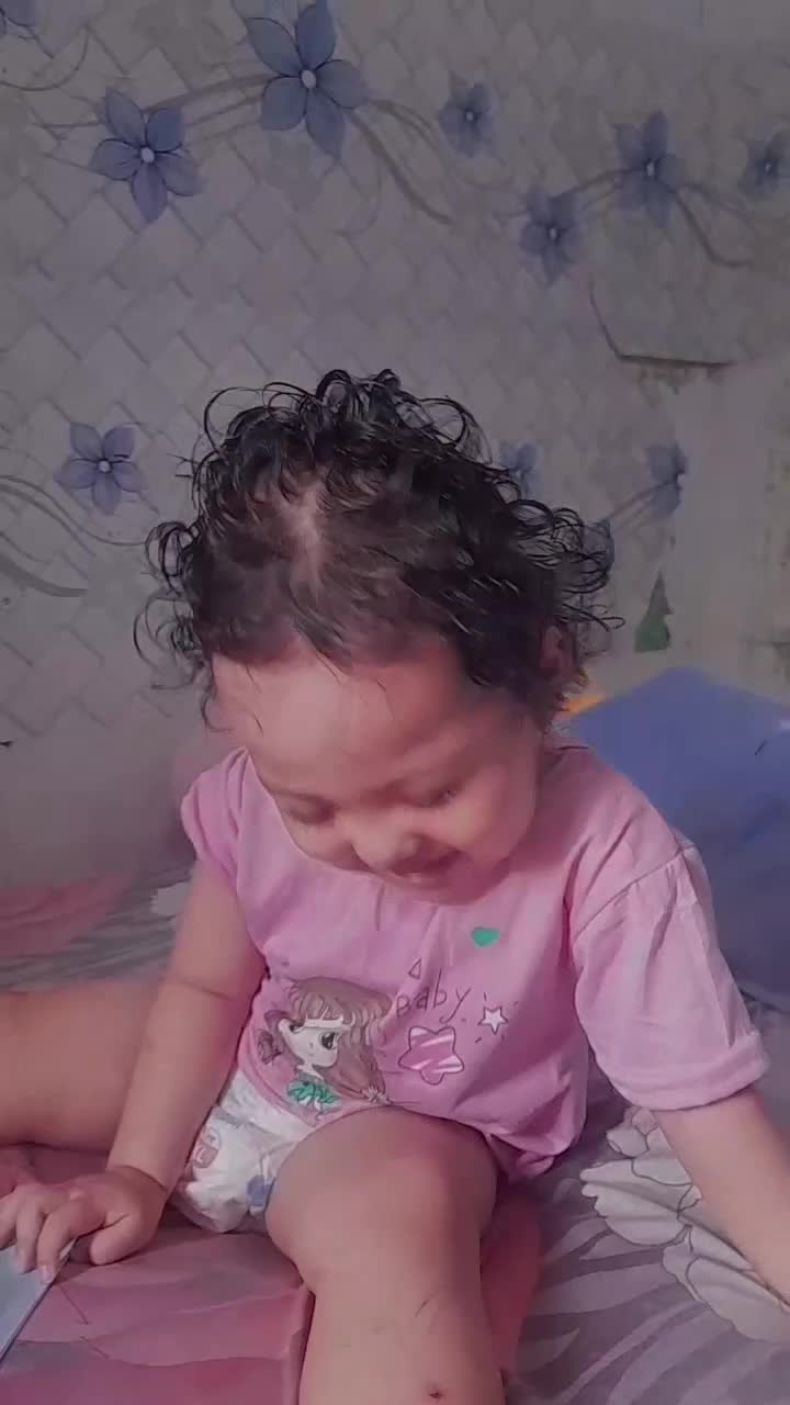 padahal lagi sakit tpi ada aja kelakuan nya yg bkin ngakak 🤣  #ada aja kelakuan bocil  #masyaAllah 