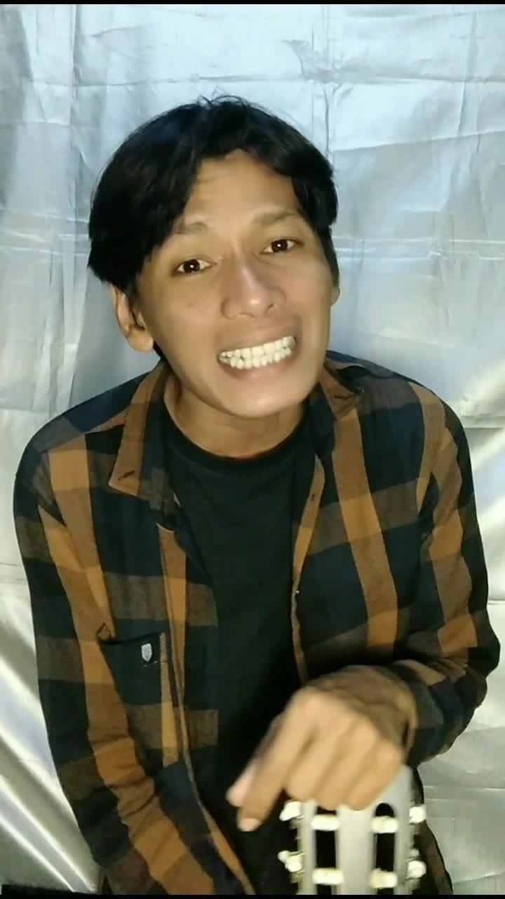 IDOL_XIII SARIFUDIN 27tahun Tangerang sebuah rahasia 