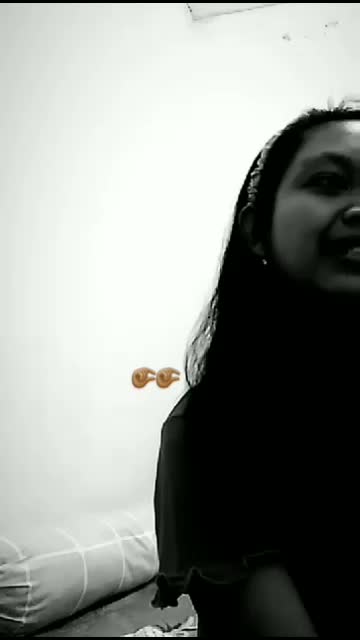 IDOL_XIII MARSHANISWAH BELVA FAUSTA 19TAHUN MALANG PESAWAT KERTAS 365 HARI