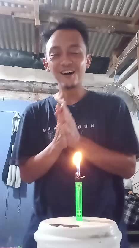 wes tuek ulang tahun