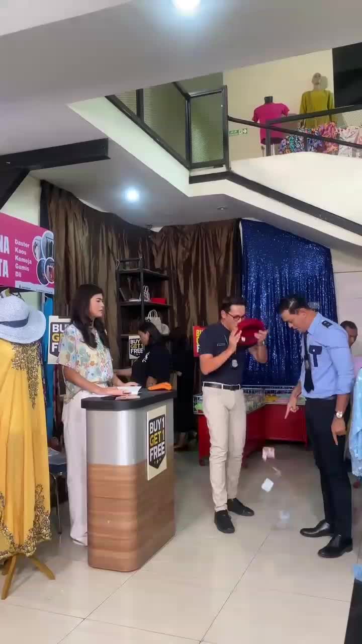 DIBALIK LAYAR
 #comedy  #layarkomedin