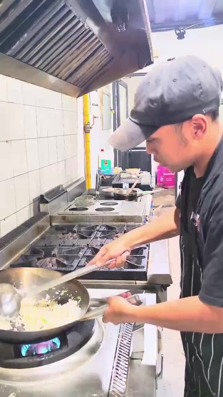 video 02 Nasi goreng ikan asin. ikan asin dari ikan teri medan, terimakasih