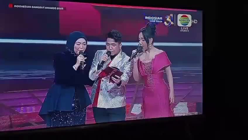 selamat mas deny dan ndk aka atas penghargaan nya