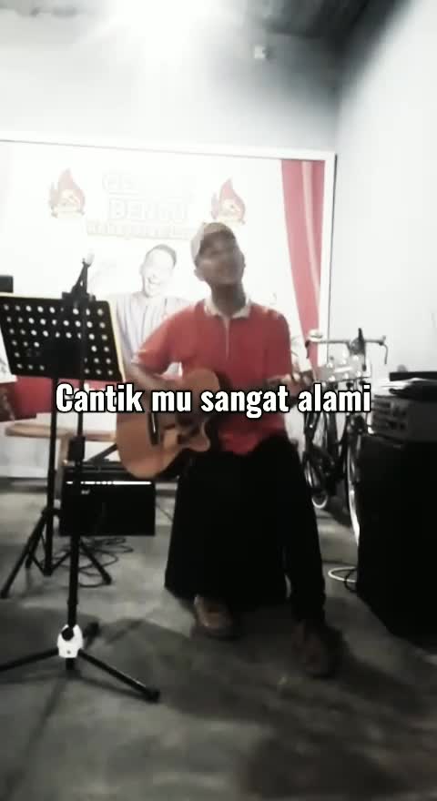 lagu yang saya ciptakan untuk pacar yang sekarang jadi istri 