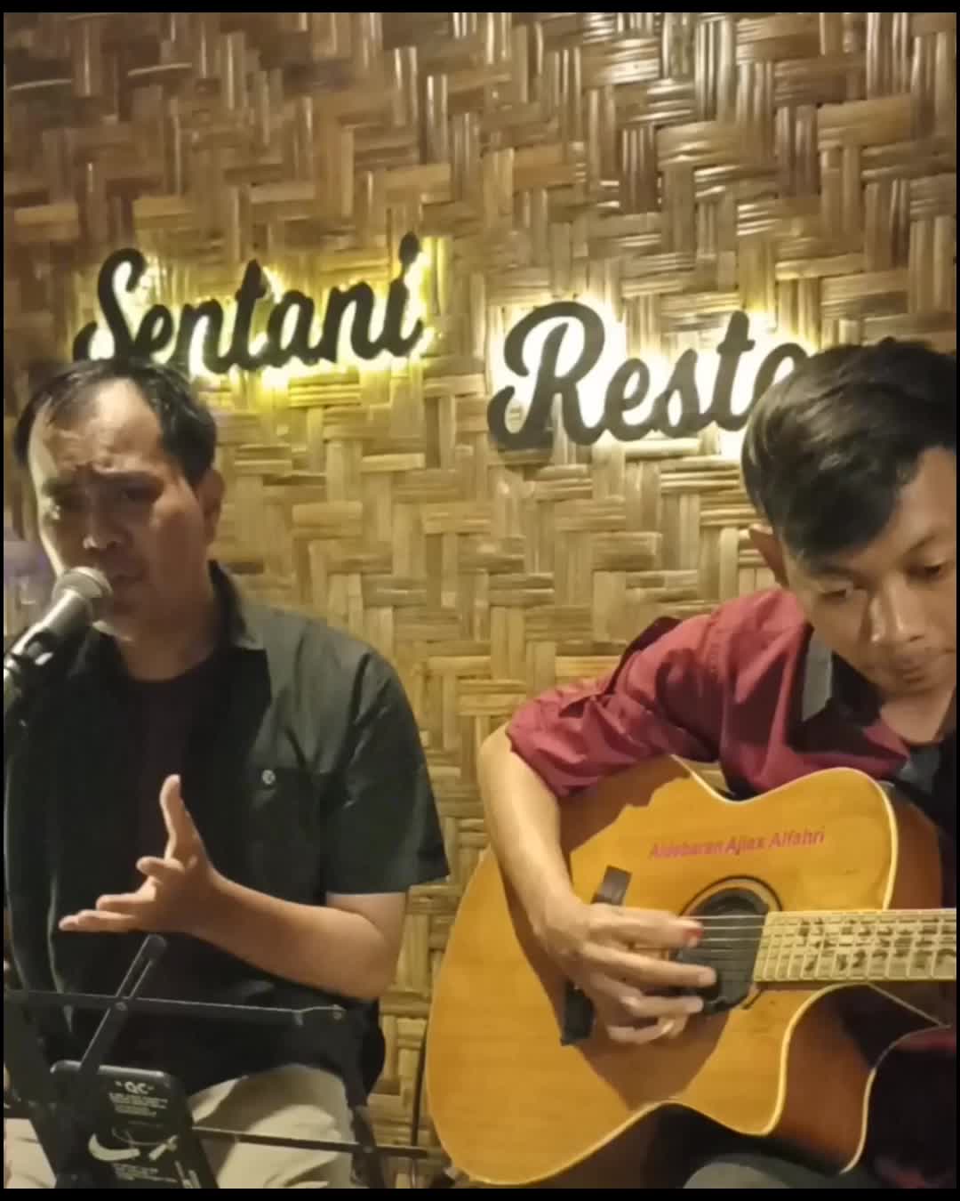 Kontes Ambyar Indonesia Ikarani Yeru Febriawan Kebumen 28 Tahun Dumes