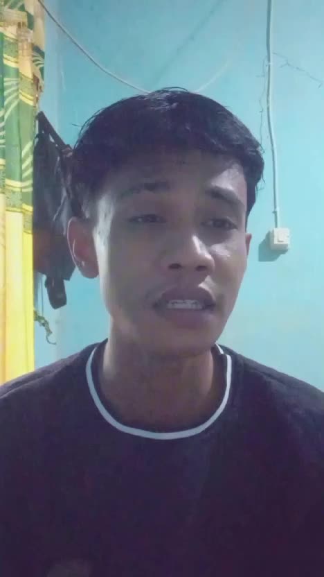 IDOL_XIII KARIM KUMAY 2O TAHUN GORONTALO KERISPATIH TERTATIH & AGNES MONICA KARENA KU SANGGUP