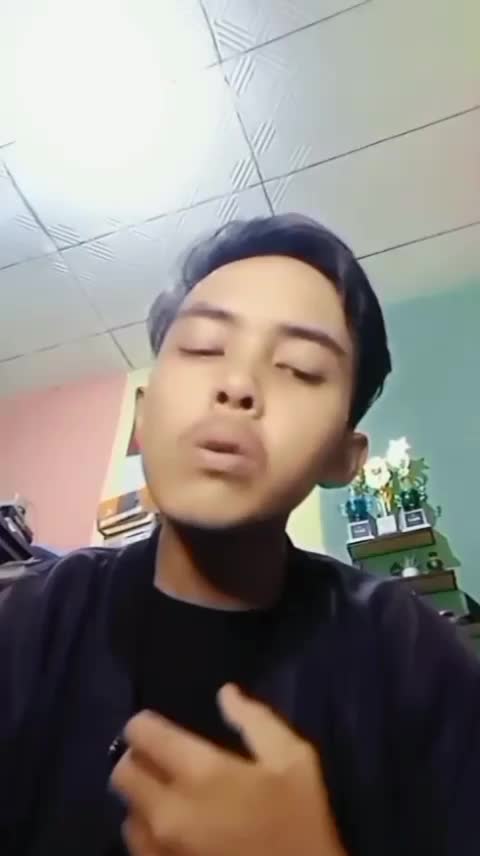 IDOL_XIV ASSHIDDIQ SALMAN MUSTAQIM USIA 26 TAHUN BANDUNG JUDUL LAGU HANYA INGIN KAU TAHU