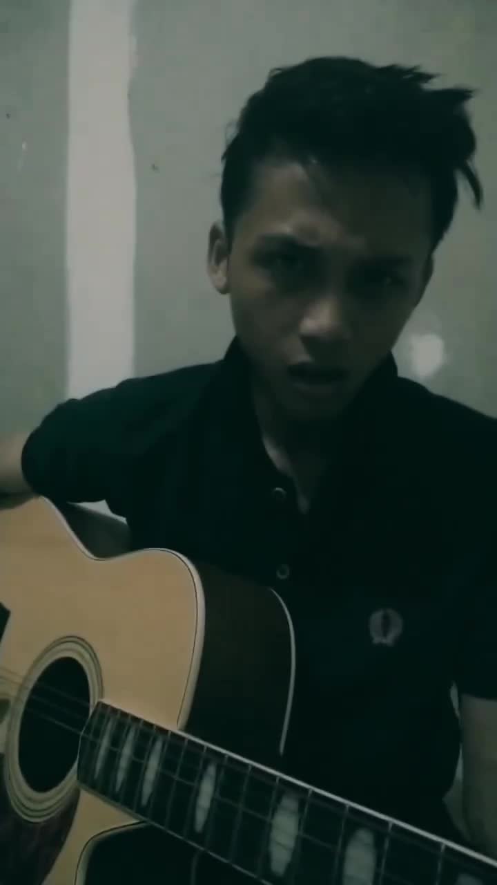 awas jatuh cinta 👇👉👈❤