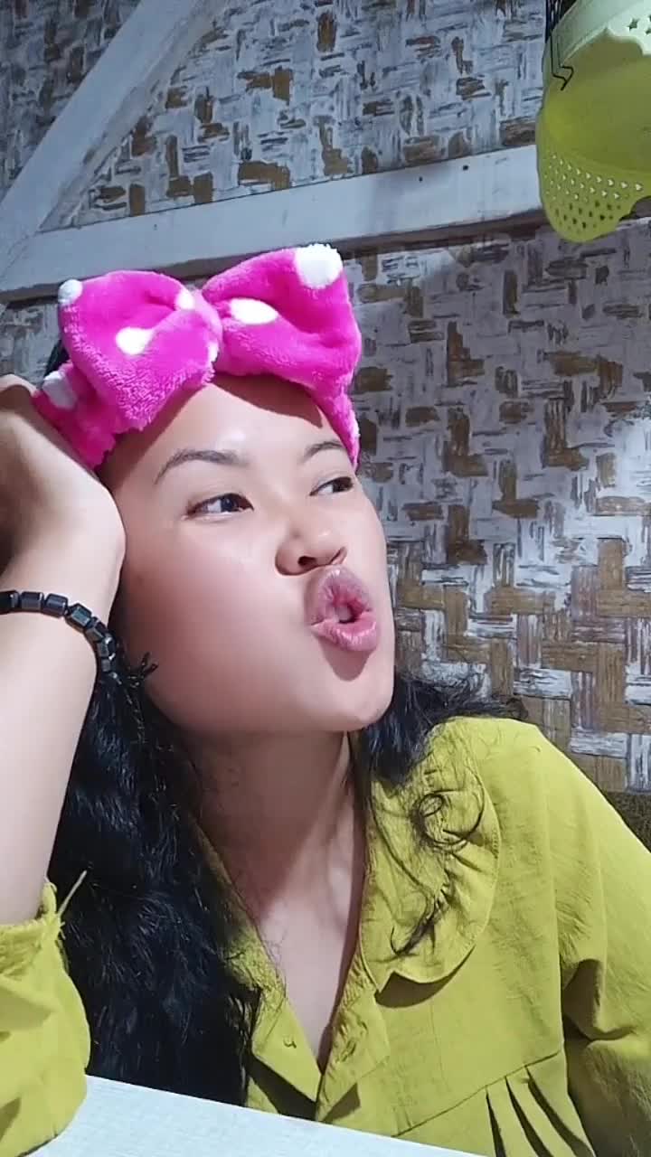 ngomel lagi nih 😁
dengerin ya  #komedi  #short  #HOTrctiplus  #RCTIPlus 