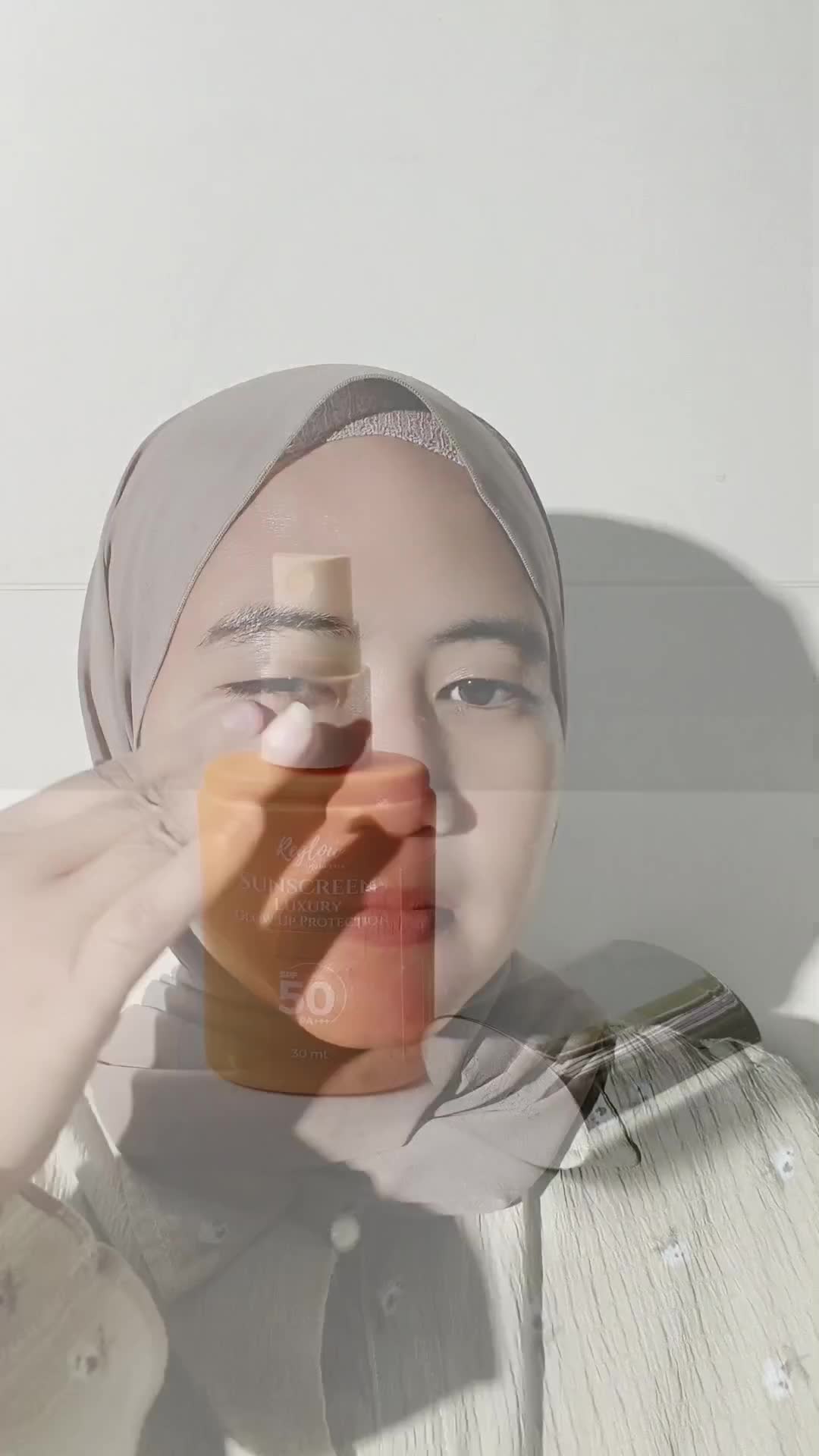 Hybrid sunscreen dari Reglow ini gak bikin kusam malah bikin glowing ✨
 #RCTIPlus #HOTrctiplus 