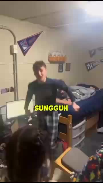 Gadis ini memberikan surprise kepada pacarnya


#fyp #short #rigelagency #OriginalSong #HOTrctiplus #RCTIPlus  #viral #HOT #videolucu